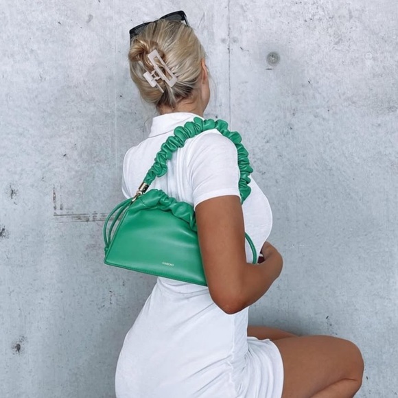 Sinbono vegan leather shoulder bag - Picture 3 of 16